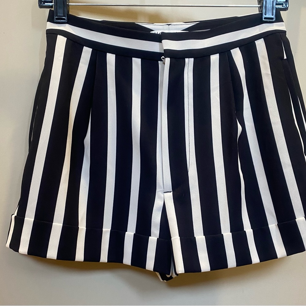 Alice an Olivia Shorts